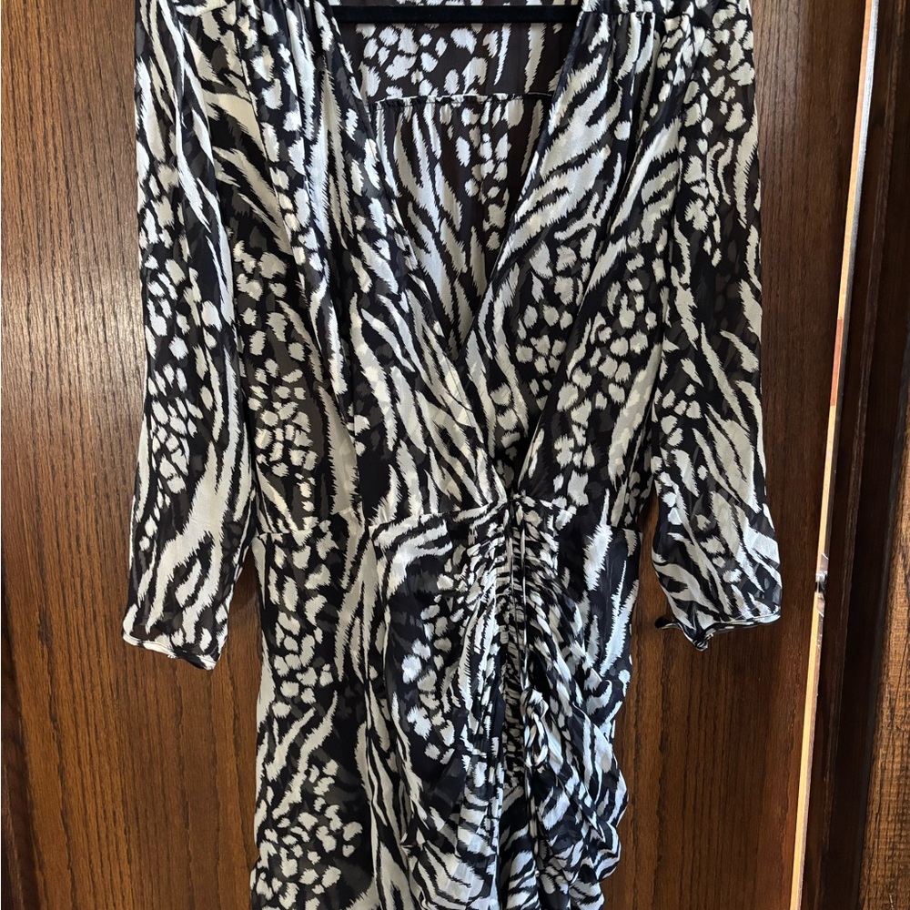 EUC FIRE FLATTERING VERONICA BEARD Silk Animal Print “Kiran” Dress US 14